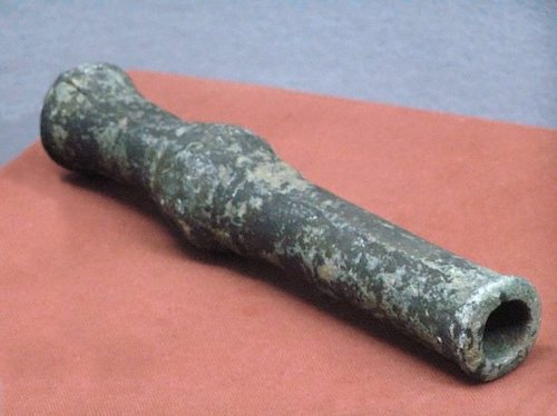 Hand cannon from the Mongolian Yuan Dynasty (1271–1368). Wikipedia