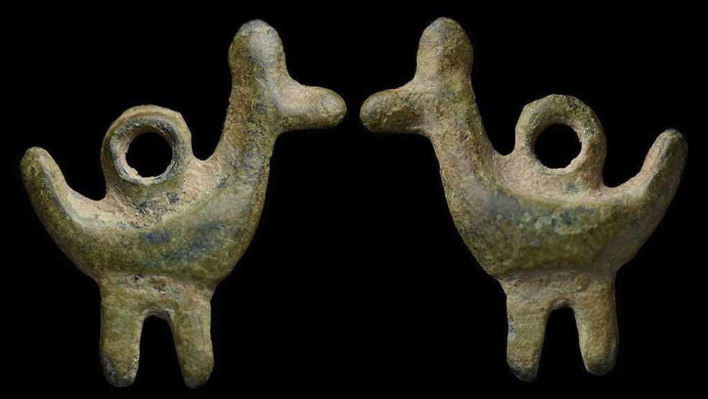 Sumerian-period bronze figure of a rooster from Syria. 2nd millennium. Ex-California Museum of Ancient Art de-accession #1703